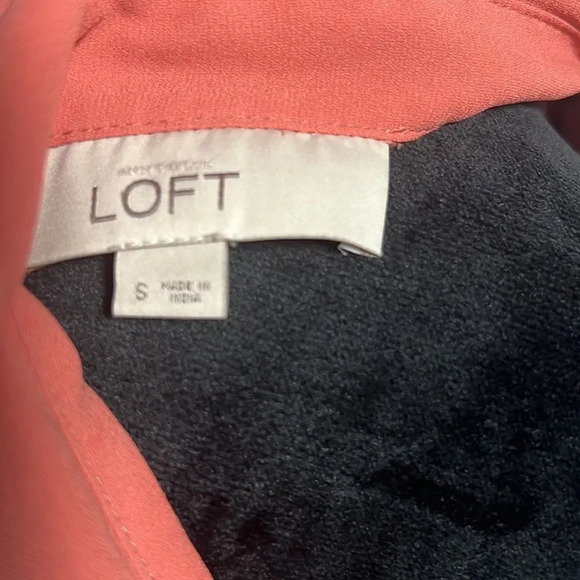 Loft peach blouse with collar and short sleeves size S - Picture 5 of 6